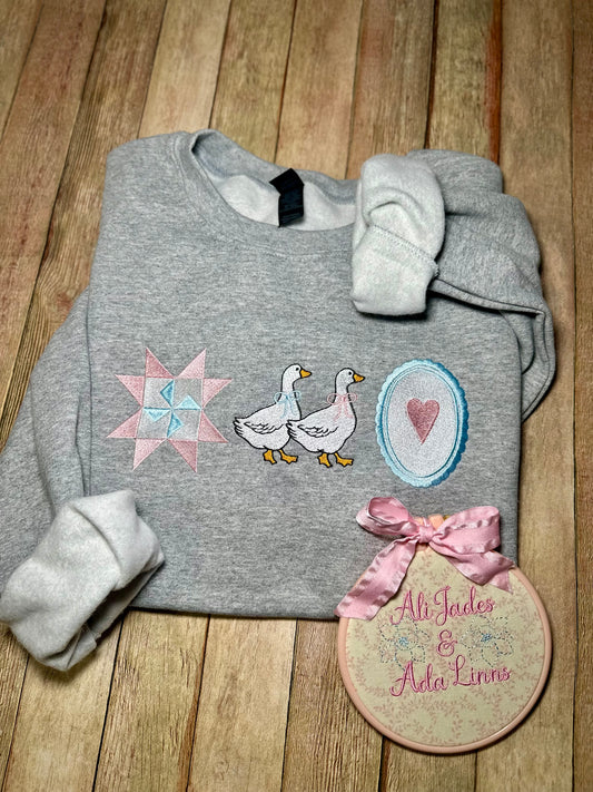 Vintage Goose Quilt Design Sweatshirt